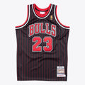 Chicago Bulls Authentic Jersey Alternate Michael Jordan 1996-97 product image 1, provided for visual reference and product