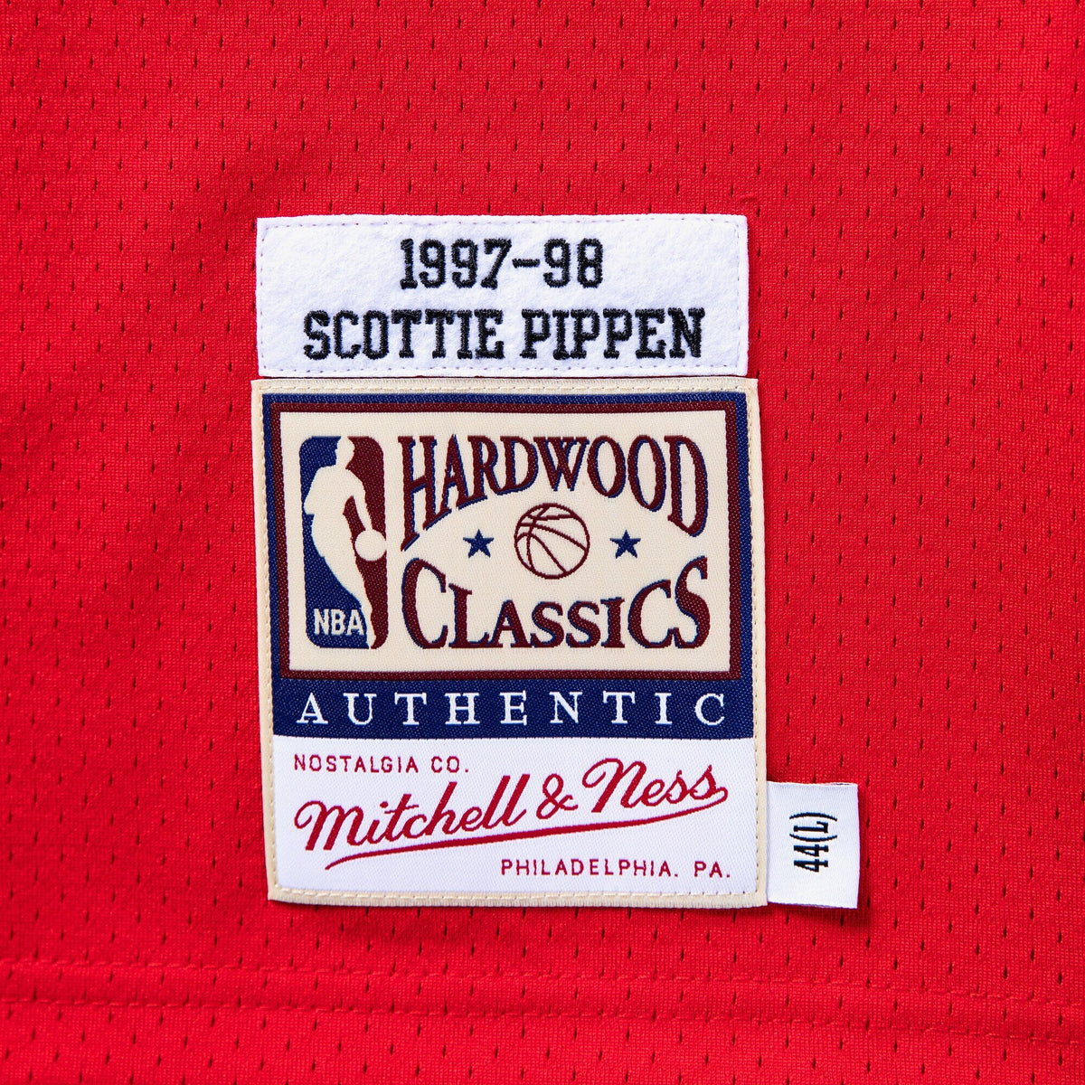 Chicago Bulls Authentic Jersey Road Finals Scottie Pippen 1997 product image 6, provided for visual reference and product