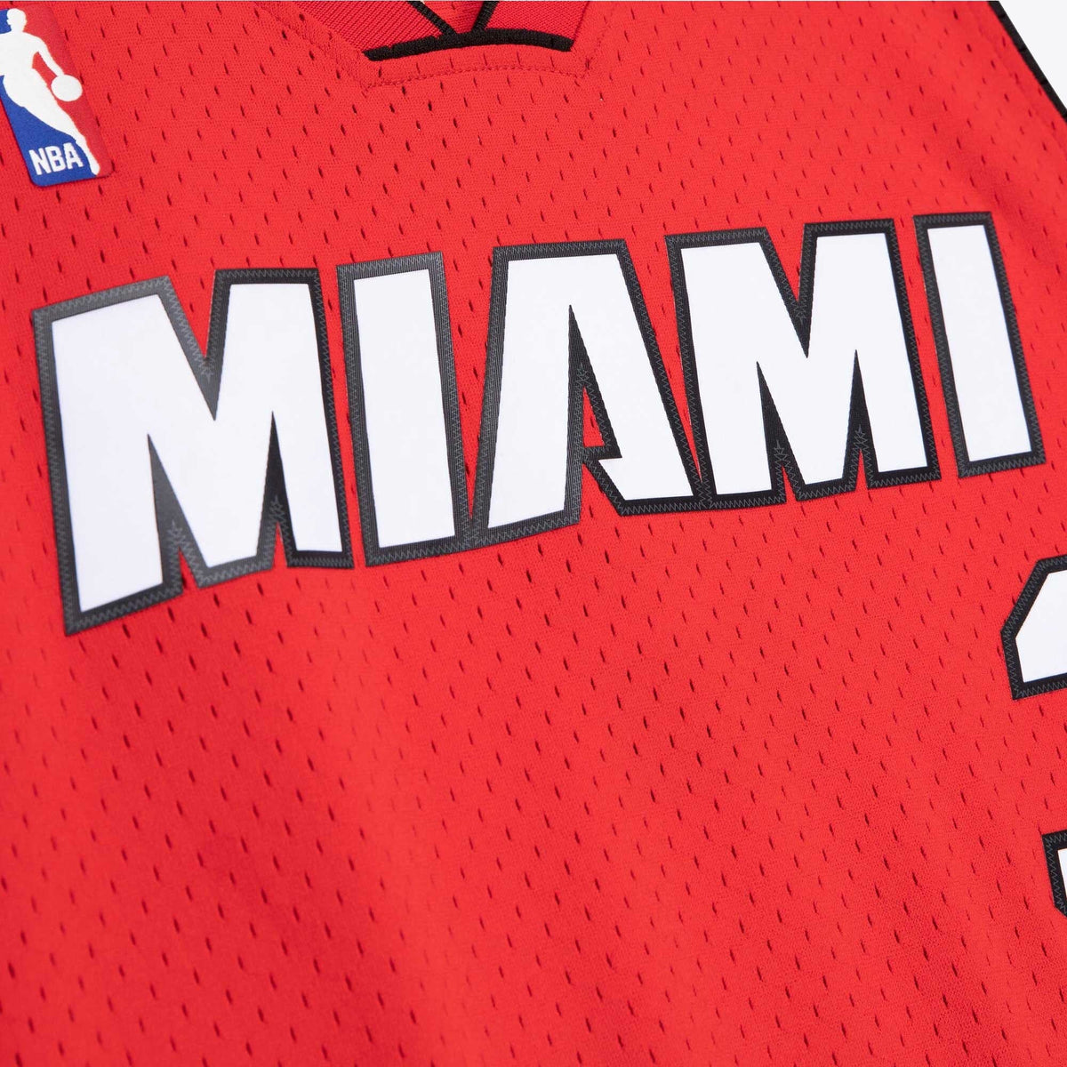 Miami Heat NBA Dwyane Wade Alternate 2005 Hardwood Classics Swingman Jersey product image 5, provided for visual reference