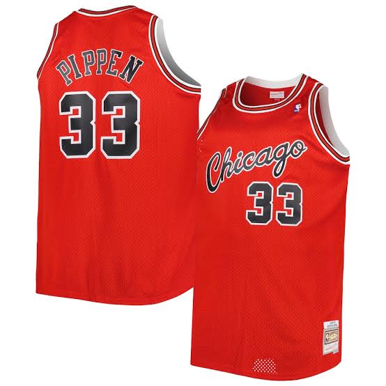 Scottie Pippen Chicago Bulls Official NBA Mitchell & Ness product image 1