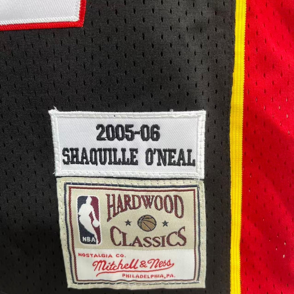 Shaquille O’Neal Miami Heat YOUTH KIDS Official NBA product image 3
