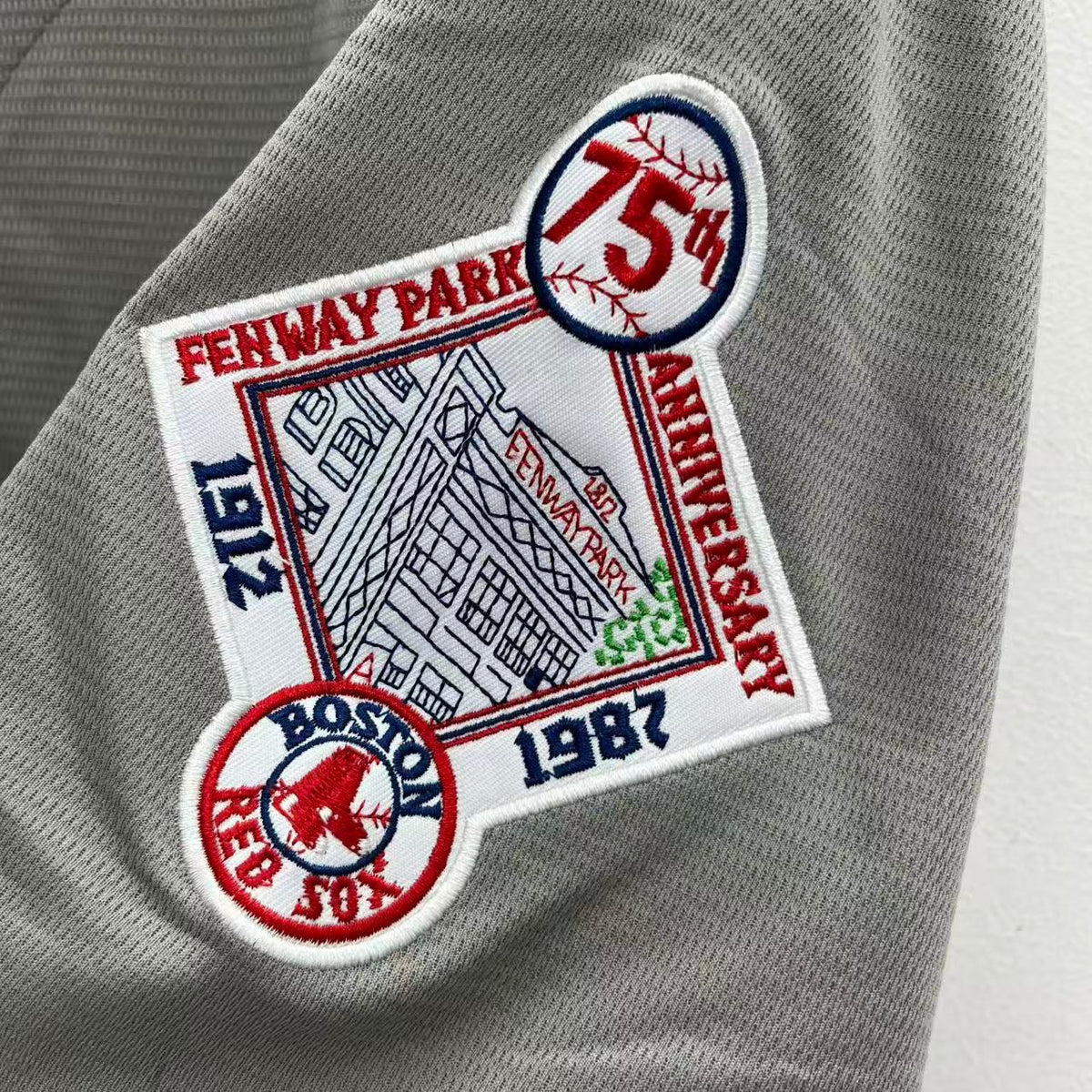 Mike Greenwell 1987 Boston Red Sox Official MLB Majestic product image 3