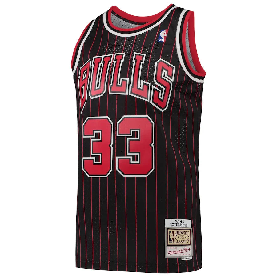 Scottie Pippen Chicago Bulls Official NBA Mitchell & Ness product image 2