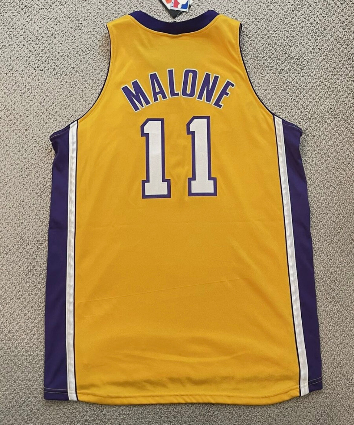 Karl Malone Los Angeles Lakers Official NBA Mitchell & Ness product image 1