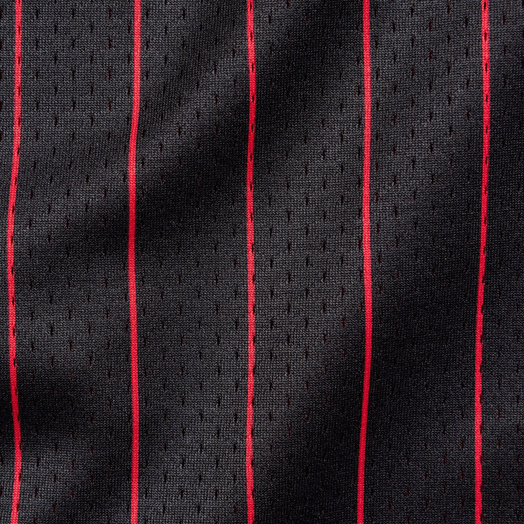 Chicago Bulls Authentic Jersey Alternate Michael Jordan 1996-97 product image 7, provided for visual reference and product